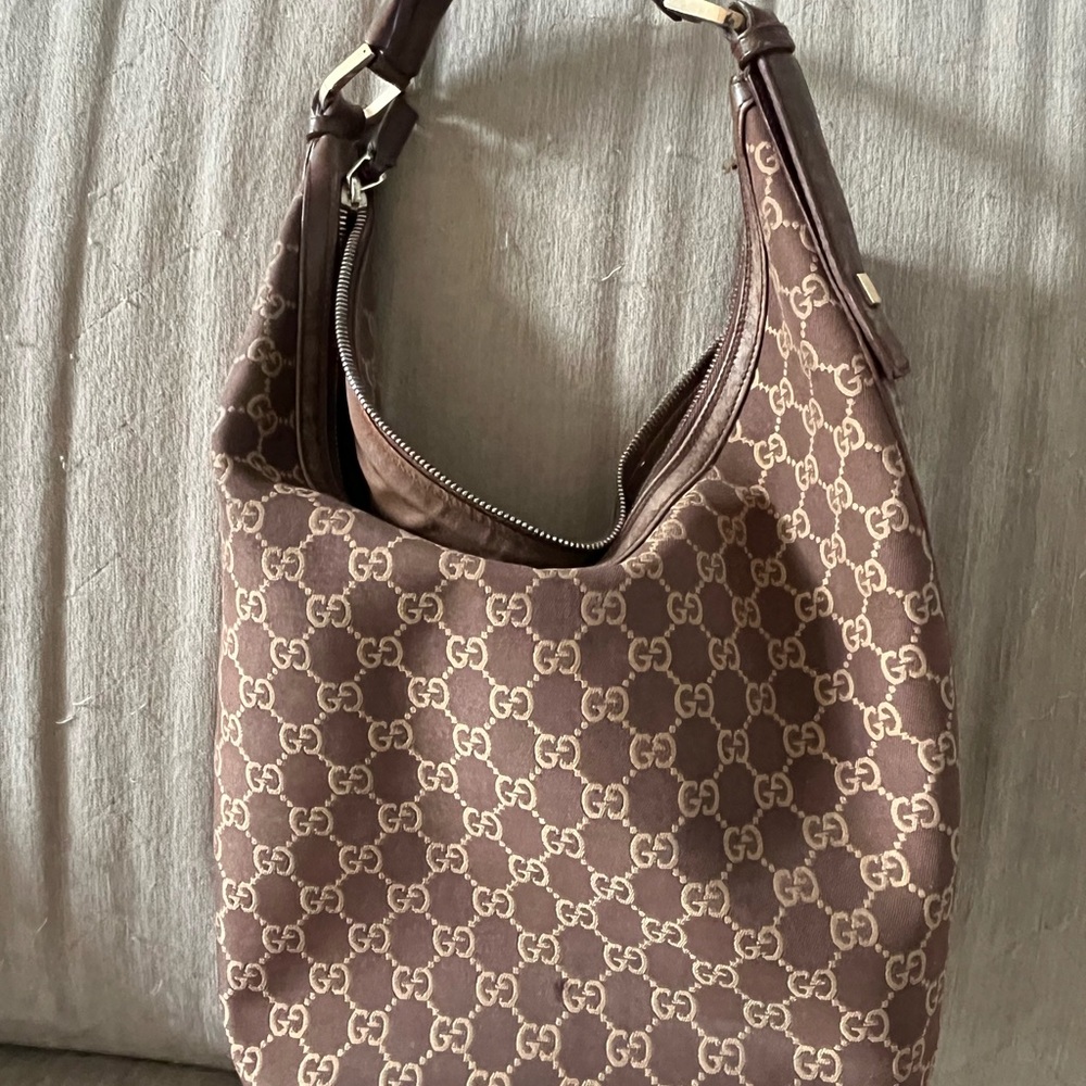 Gucci Brown Shoulder Bag with Monogram Canvas